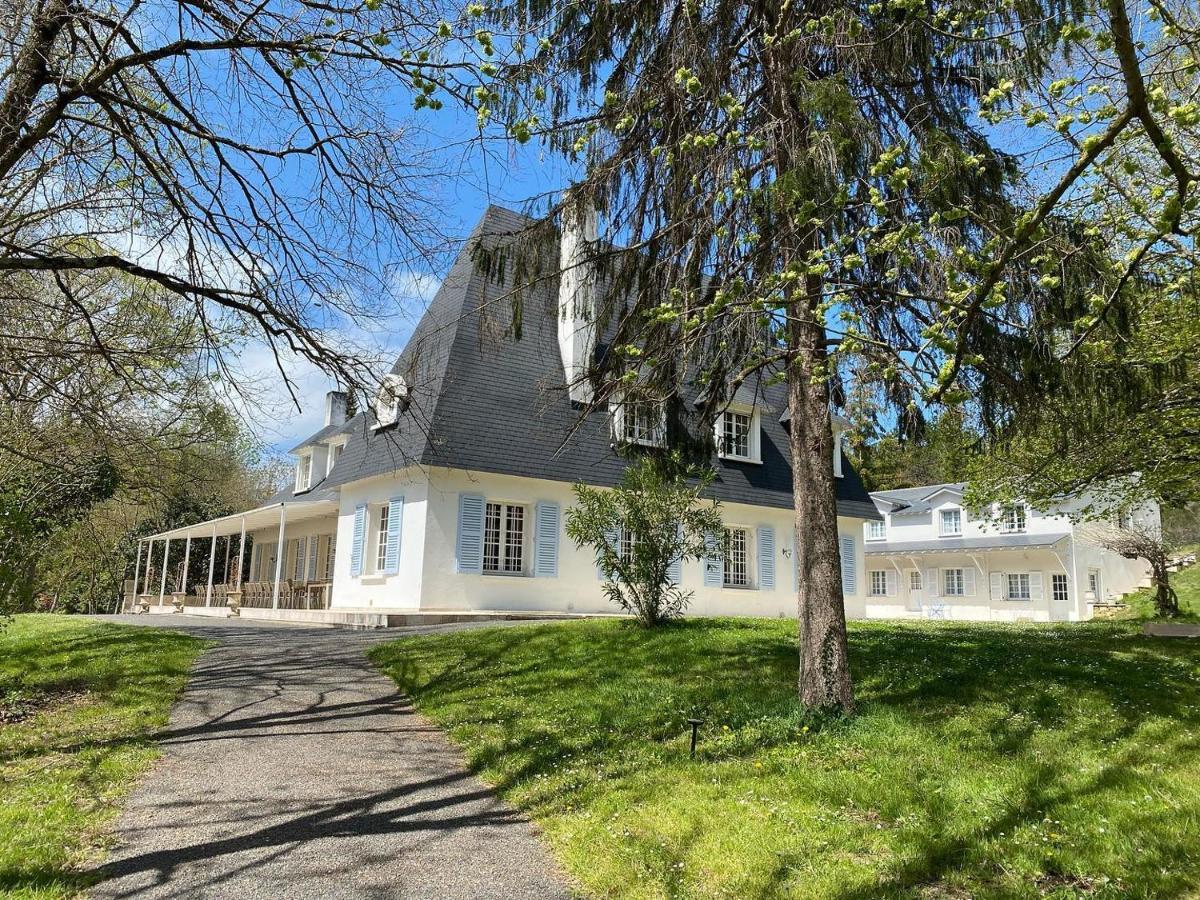 Manoir Et Avec Piscine Au Domaine De Bize Casa vacanze *