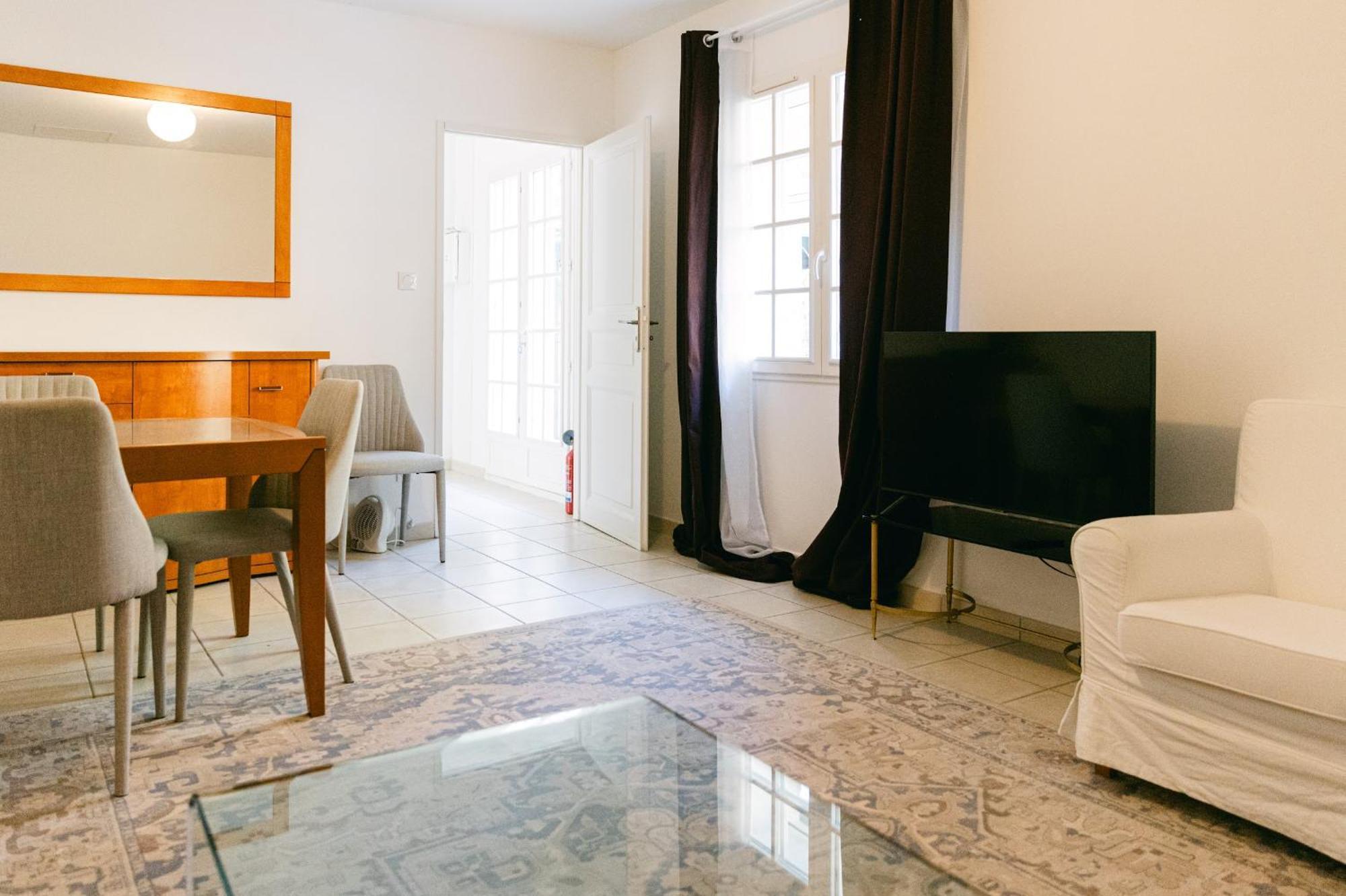 Casa vacanze Manoir Et Avec Piscine Au Domaine De Bize *